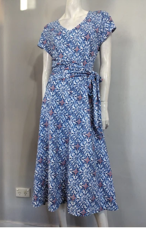 Sportscraft NWT $199.99 Blue/White Crete Tile Print Jersey Dress 18Aust-UK/14US