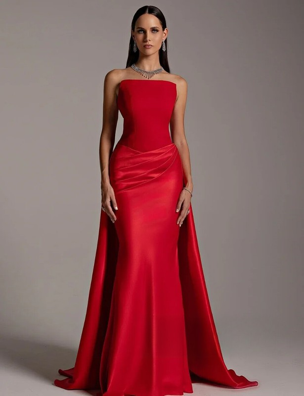 Strapless Mermaid Evening Dresses Sexy Backless Pleated Satin Formal Prom Gowns