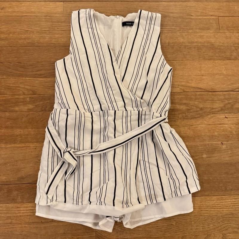 Sugar Lips Black White Stripe Belted Romper Size Medium M B25