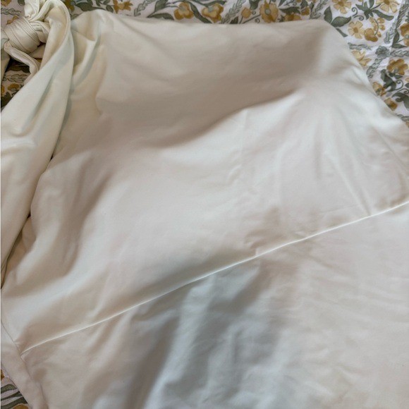 Summer Salt The Bow-Shoulder Ruched Sidestroke (White Sand) Size 18
