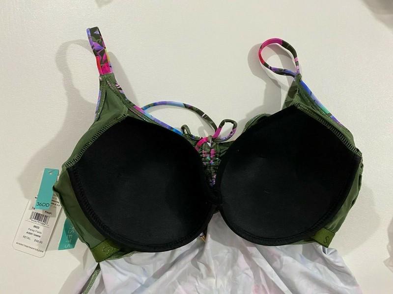 Sunsets Underwire Avery Tankini Pansy Fields Swim Top Women’s Size 36 DD