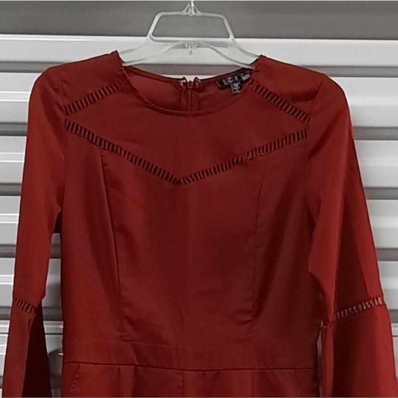 TCEC Romper Shorts Size Medium Red Bell Sleeve Crew Neck Zip Back Lined