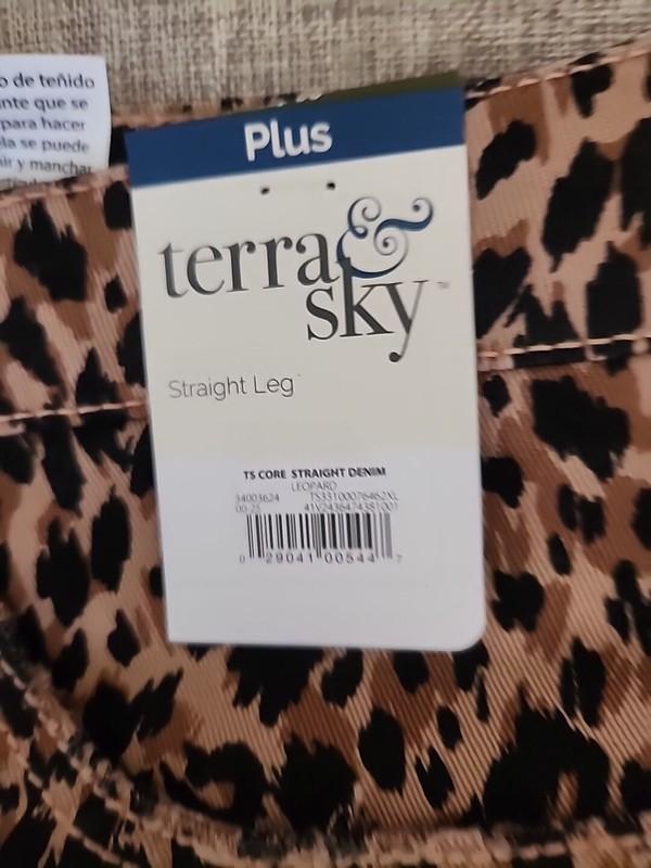 Terra & Sky Plus STRAIGHT LEGS Jeans DIFFERENT SIZES Leopard