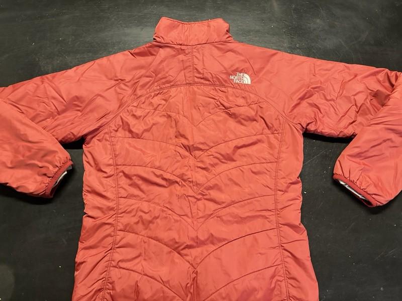 The North Face Lightweight Quilted Insulated Red Jacket Full Zip Size M