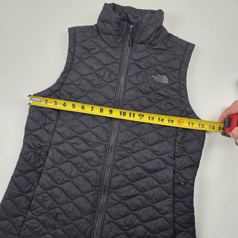 The North Face Vest Womens Medium Black ThermoBall Eco Quilted Insulated Puffer
