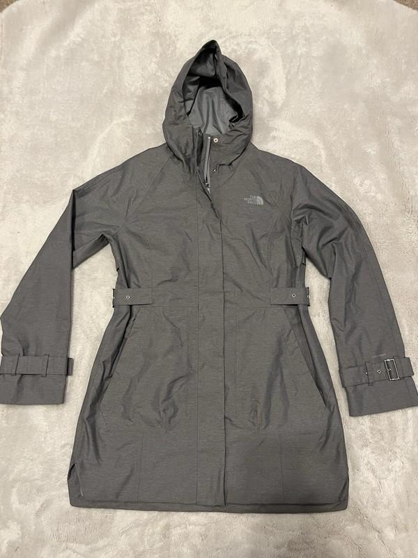 The North Face - Women's City Breeze Rain Trench Coat - Small - Grey