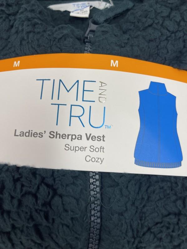 Time & Tru Womens Plush Sherpa Vest With Pockets Size M(8-10) Green New