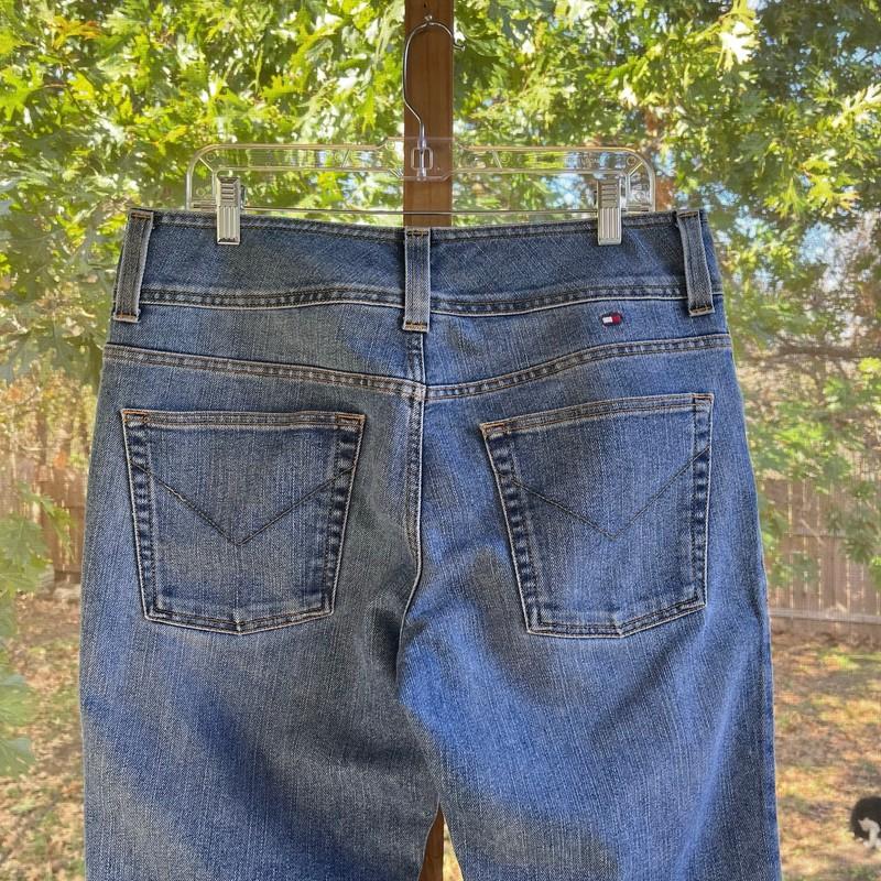 Tommy Hilfiger Women's Vintage Hipster Boot Jeans Size 14