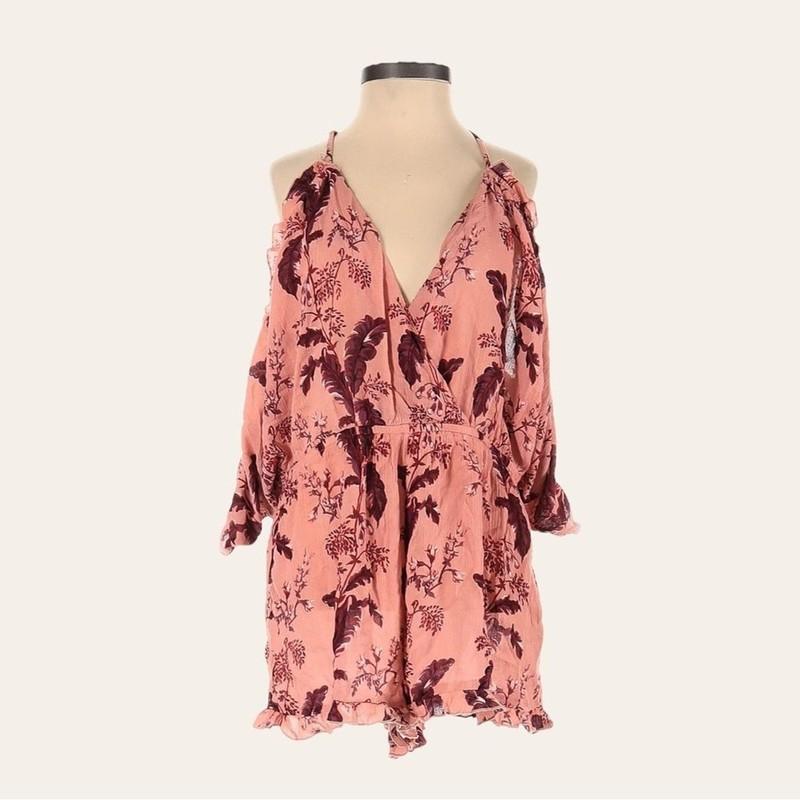 Topshop Cold Shoulder Boho Floral Pink Romper NWT Size S