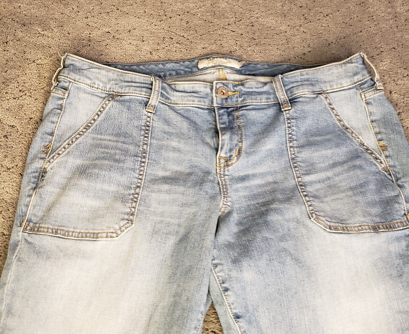 Torrid Jeans Womens 16 Blue Raw Hem Ankle Light Wash Stretch Denim Mid Rise