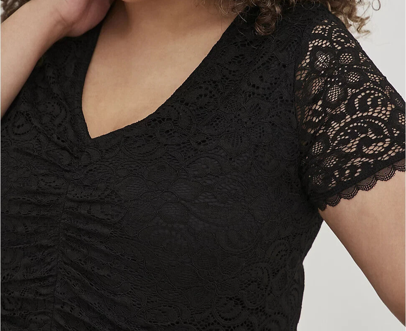 Torrid Stretch Lace V Neck Cinched Bodysuit Black 3 3X 22 24 #B06833