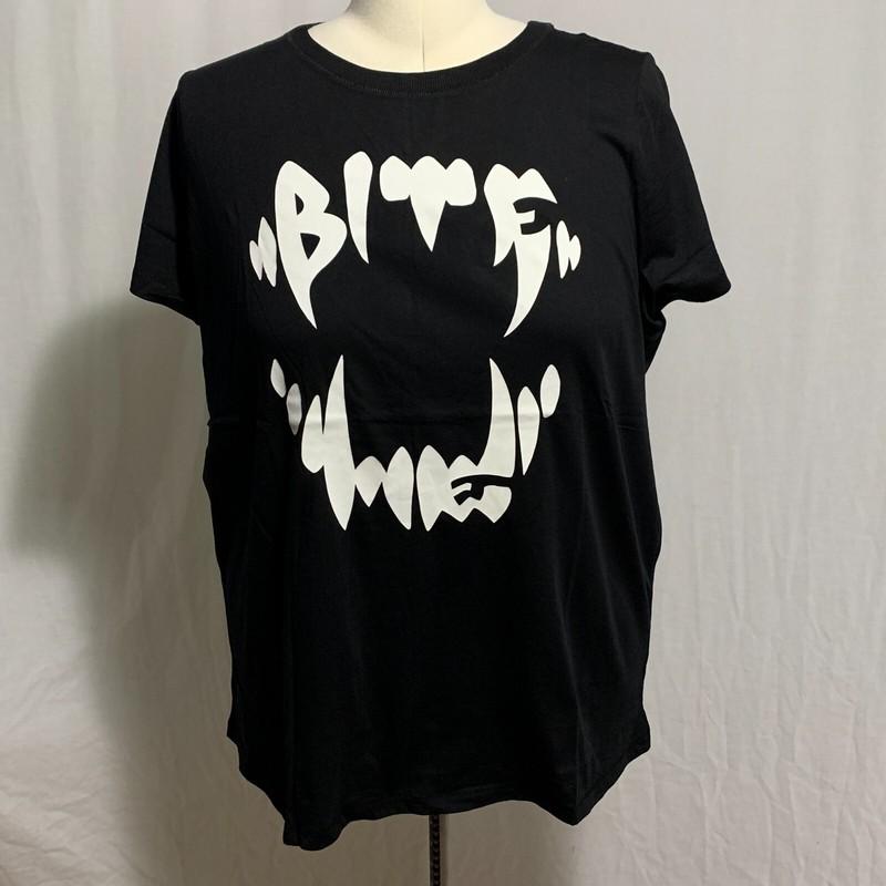 Torrid Tee Shirt Bite Me Vampire Halloween Glow In Dark Classic Fit Plus 5 28