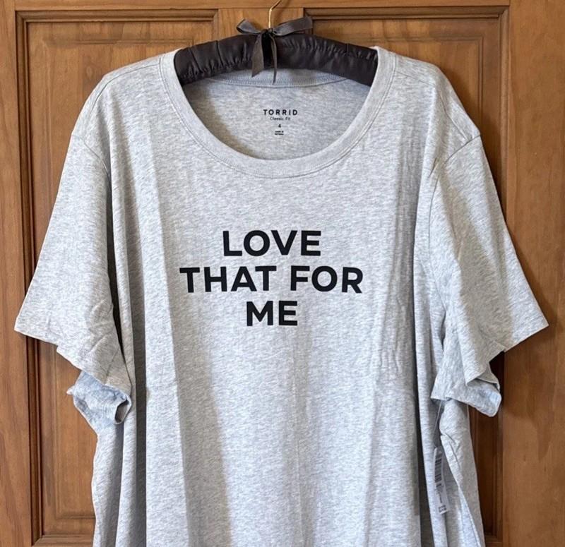 TORRID TEE SHIRT SHORT SLEEVE COTTON T-SHIRT TOP 4 4X 4XL 26 NEW