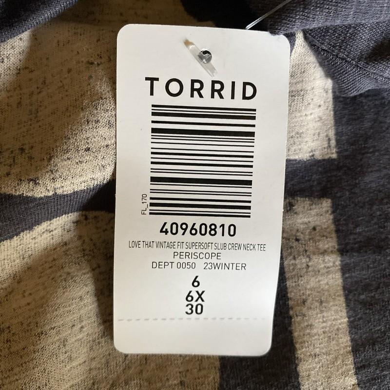 TORRID TEE SHIRT SHORT SLEEVE T-SHIRT TOP 6 6X 6XL 30 NEW