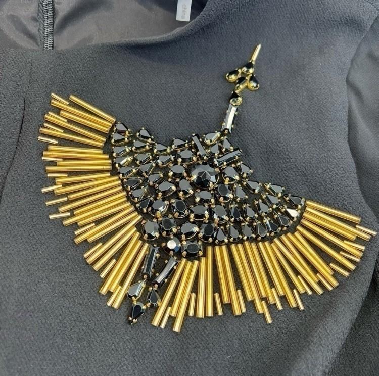 Trina Turk Black Keyhole Sheer Sleeve Embellished Gold Bead Sheath Dress Sz 8