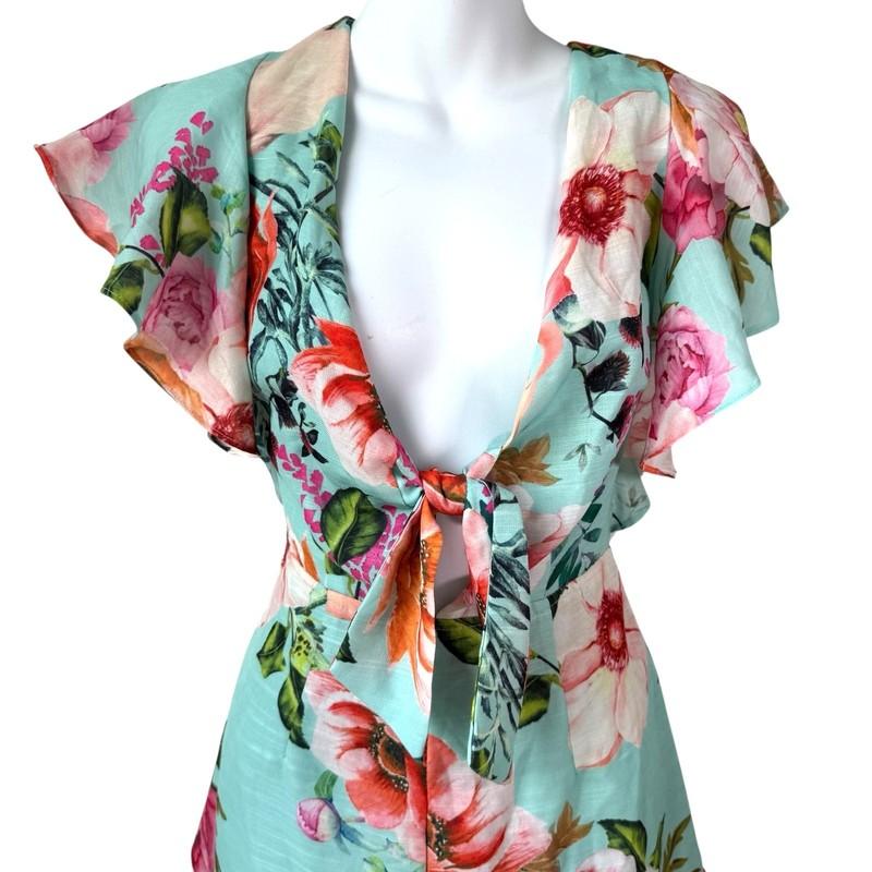 Tropical Floral Print Plunge Neck Romper Medium Flutter Ruffle Summer Resortwear