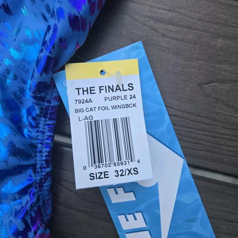 TYR The Finals Women Big Cat 1-pc Swimsuit Wingback Foil Purple - Size 32 New