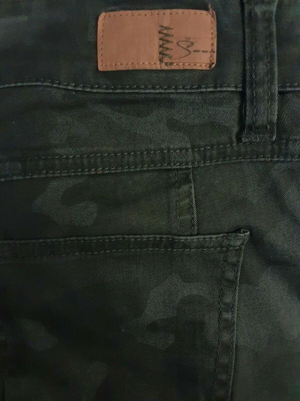 UNIONBAY Supplies By Women's SKINNY Stretch Cargo Pants 8 Army Camo