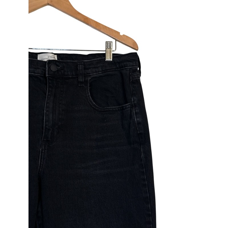 Universal Thread Women's High Waisted Flare Denim Jeans Stretch Size 14 Black