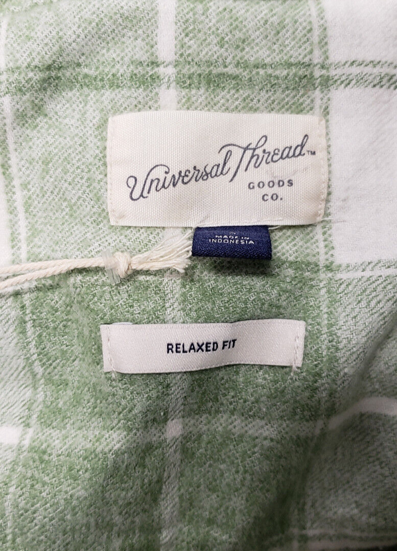 Universal Thread Womens Button Down Flannel Light Green Relaxed Fit Size 4X NWT