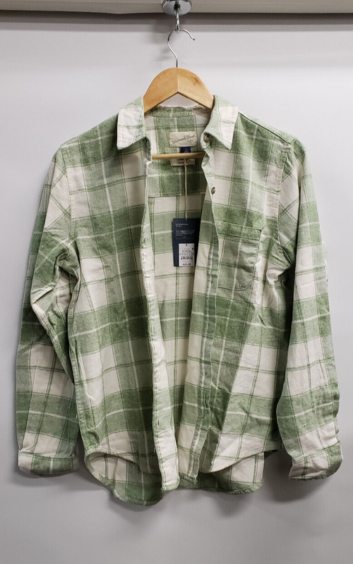 Universal Thread Womens Button Down Flannel Light Green Relaxed Fit size 4X NWT