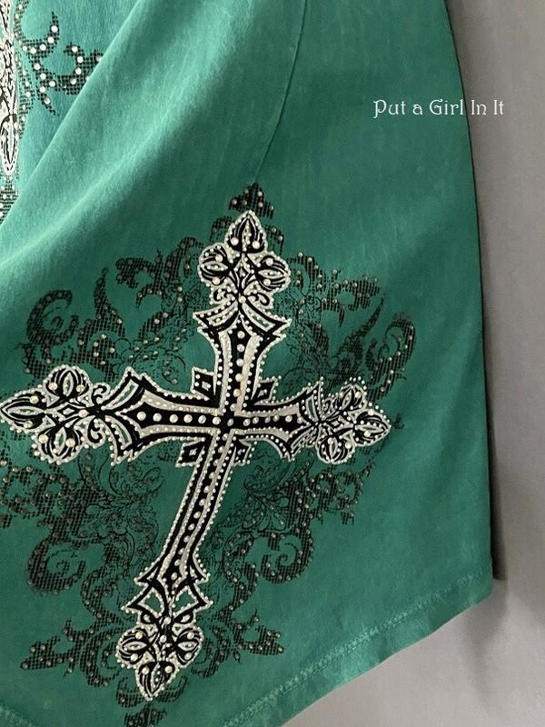 USA New VOCAL Womens CRYSTAL EMBELLISHED GREEN WHITE CROSS SHIRT TUNIC S M L Y2K