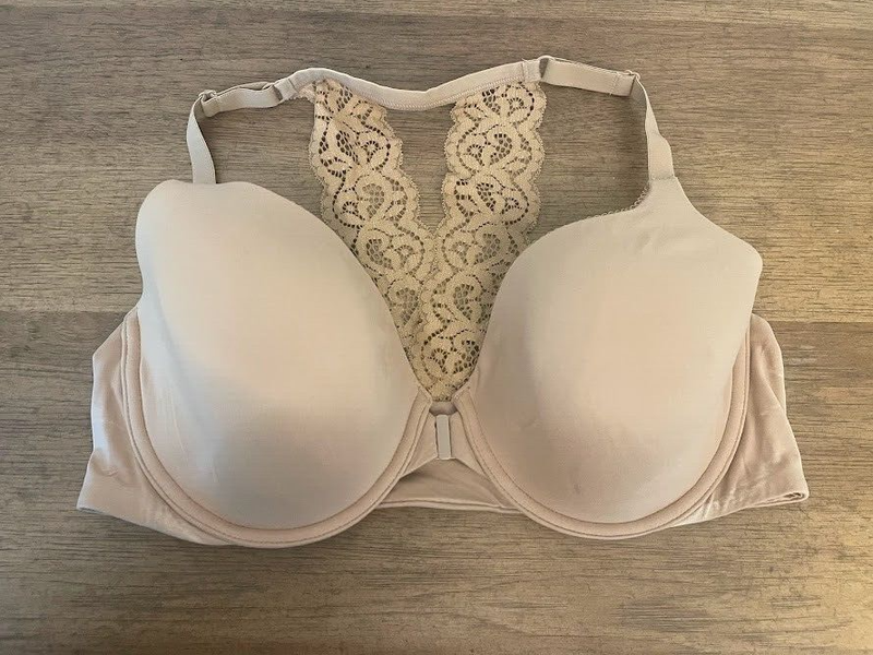 Victoria's Secret Beige Lace 32DDD Body By Victoria Full Coverage Front Cl Bra