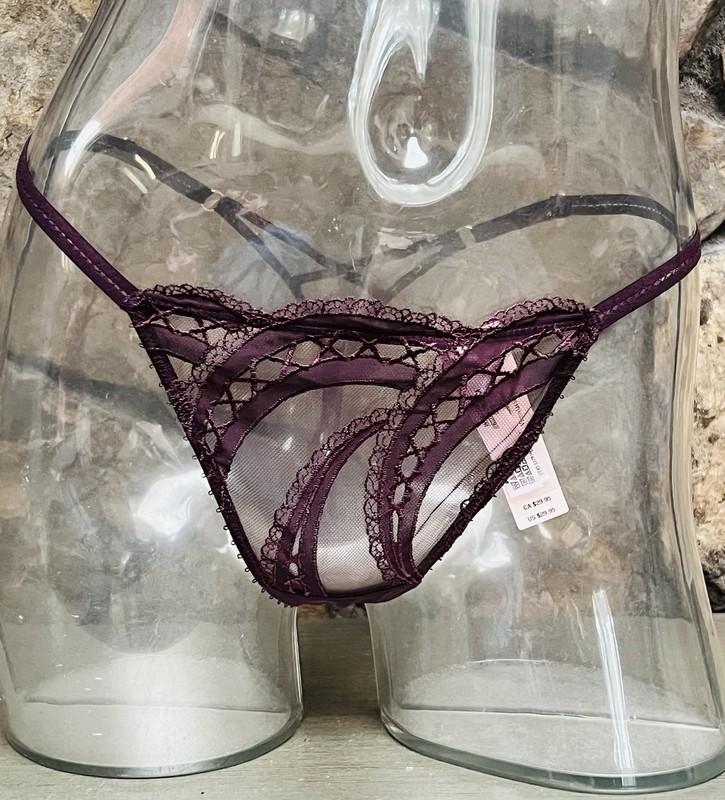 Victoria's Secret Embroidered V-STRING THONG Panty Adjustable Waist Sz M NWT$29