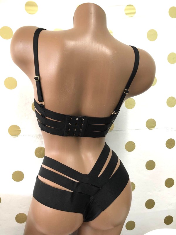 Victoria's Secret Luxe Strappy Banded Balconette Bra And Cheeky Panty Set Black
