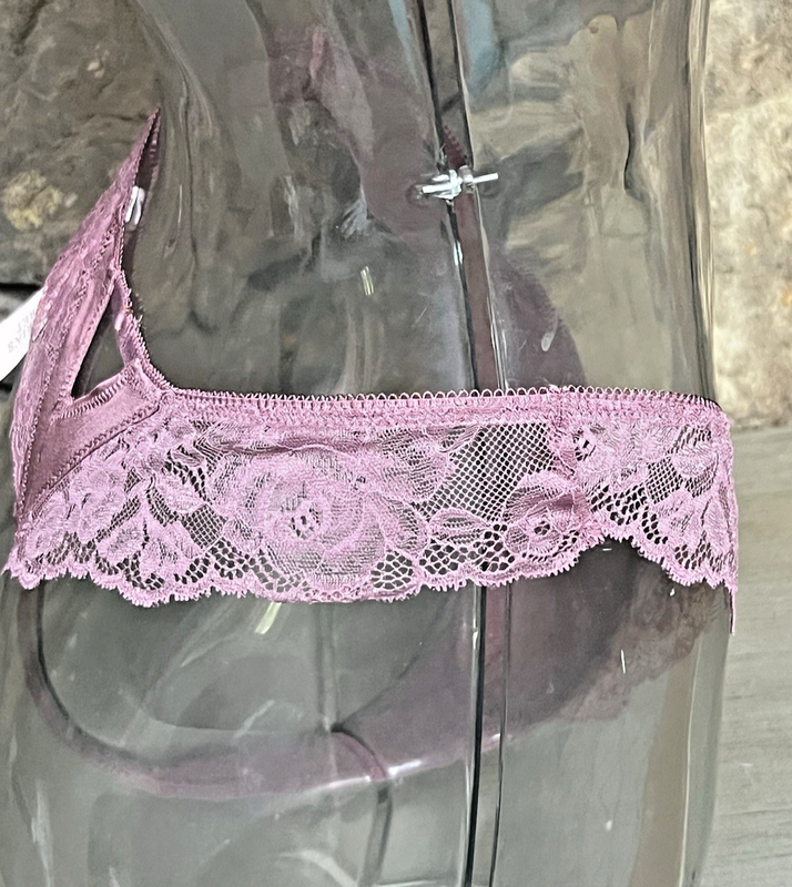 Victoria's Secret Satin & Lace High Leg THONG Panty MAUVE Sz M NWT$16.95