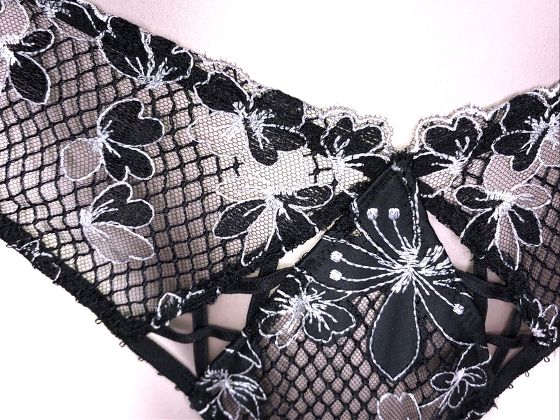 Victoria's Secret Ziggy Glam NWT Black Large Floral Embroider Thong Panty Sexy