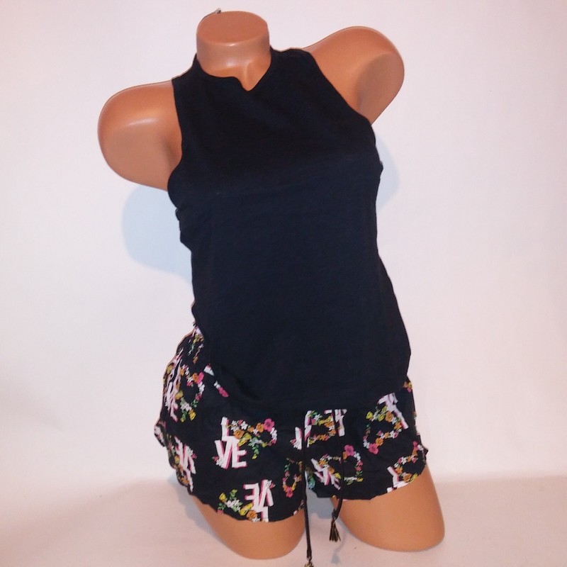 Victoria Secret Pajama Set Sleepwear Tank Top & Shorts XS Black Floral Hearts