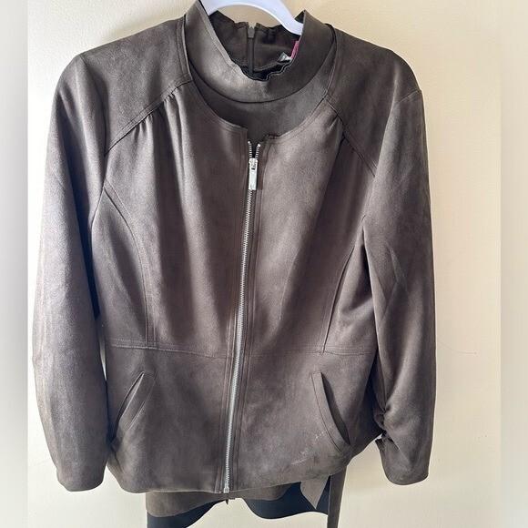VINCE CAMUTO Jacket Set Brown Faux Suede And Shell Top Set Size 12 And M