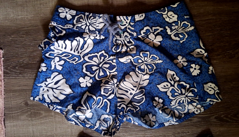 Vintage Board Shorts Honolulu Hawaii Makis Small 30" Waist Blue Or Black Print