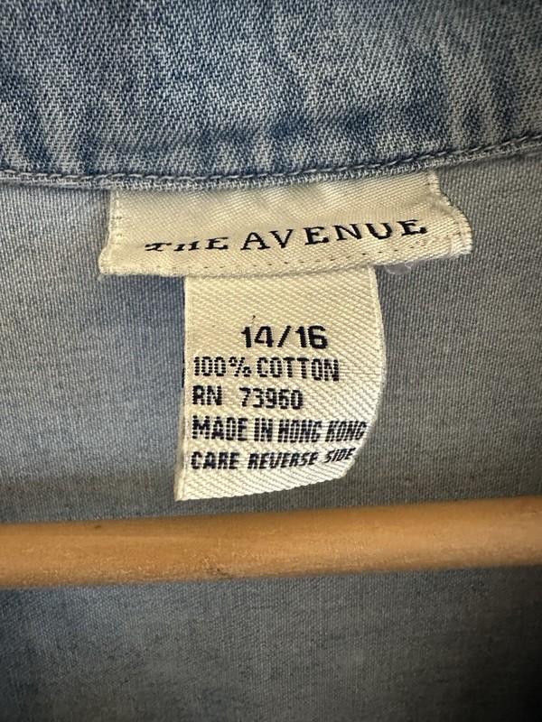 VTG 90s The Avenue Denim Button Up Light Wash Jean Shirt Jacket Shacket -14/16