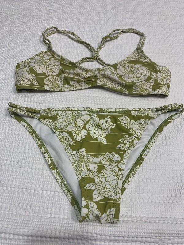 Wallflower Swim Olive And Cream Peony String Bikini Woman’s Size Large Lined Pad
