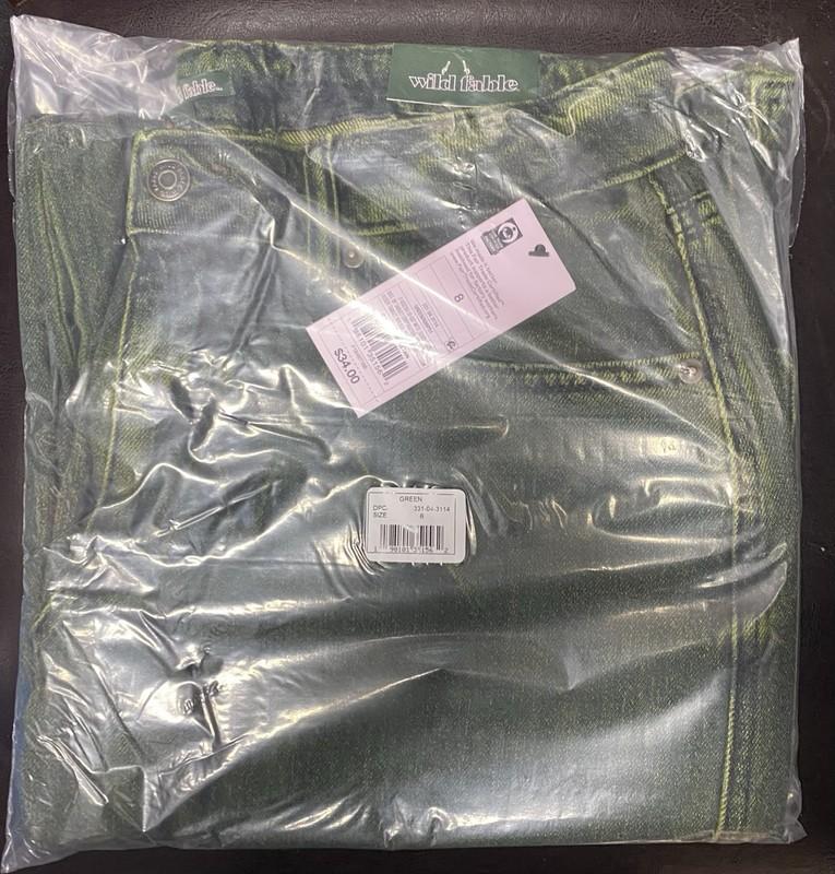 Wild Fable Green Washed Denim Cargo Jeans Size 8 Mid Rise Wide Leg Ret. $34
