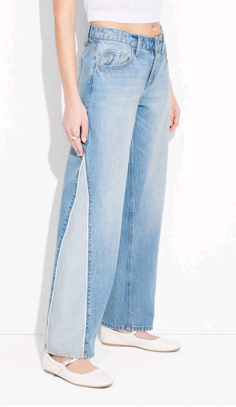 Wild Fable Mid Rise 90s Relaxed Straight Medium Wash Denim Jeans Womens Size 6