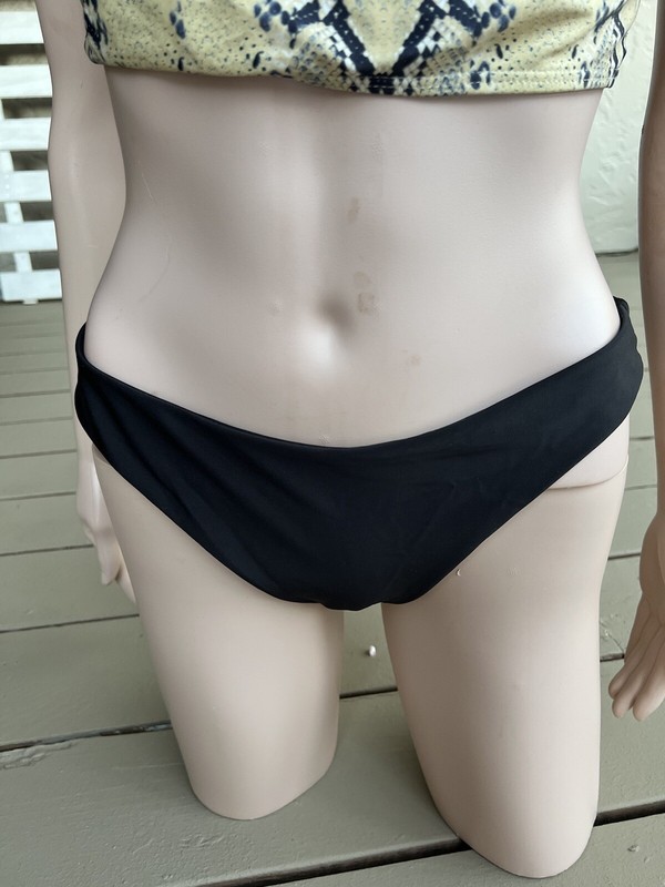 Woman's Top And Bottom Animal Print Black Zaful 2 Pc Size M/L