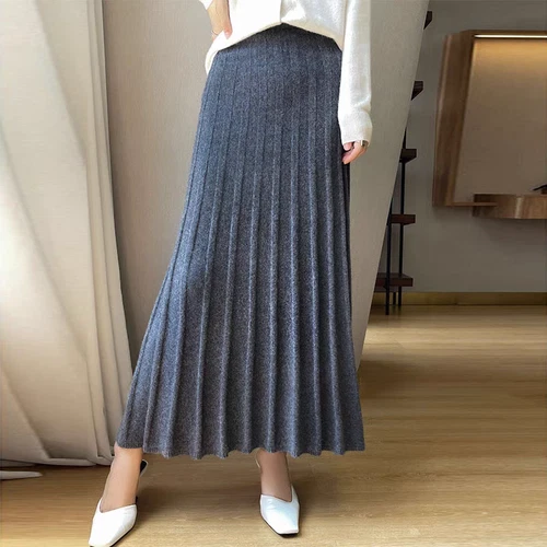 Women 100% Lamb Wool Long Skirt Knitted Wool Solid Color Pleated Fishtail Skirt