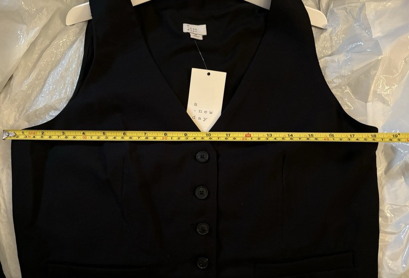 Women’s A New Day Tailored Layering Button Down Vest Black Size Medium