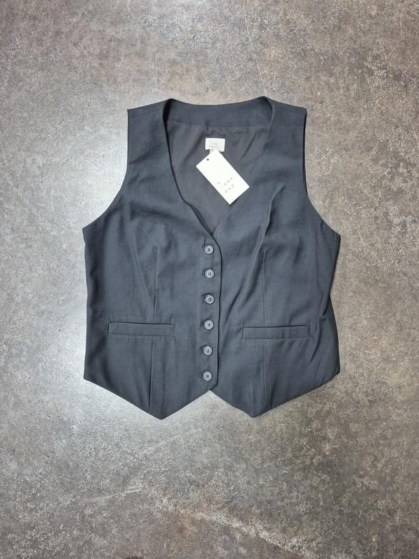Women’s A New Day Tailored Layering Button Down Vest Black Women’s A New Day Tailored Layering Button Down Vest Black