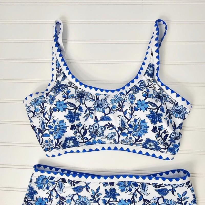 Women's Blue Floral Print Scoop Neck High Waisted Modest Bikini Set Size M NWOT