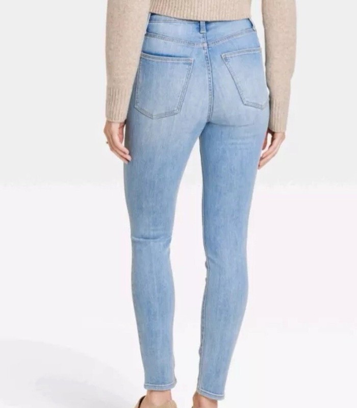 Women’s High-rise Skinny Jeans - Light Blue - Universal Thread - Size 16