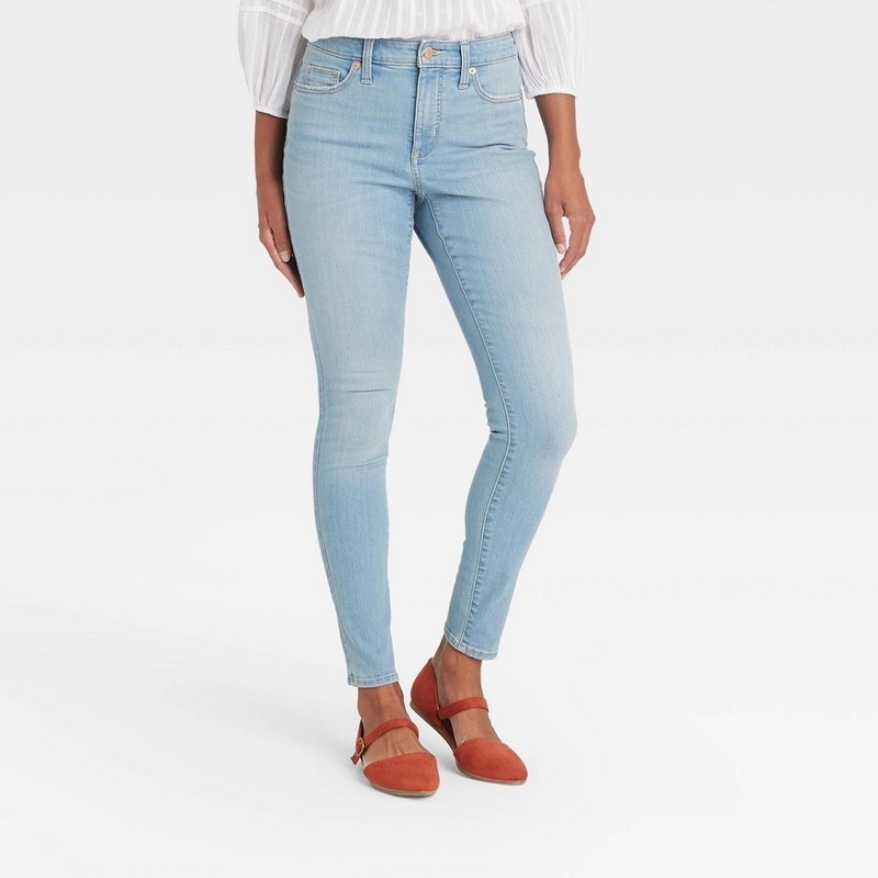 Women's High-Rise Skinny Jeans - Universal Thread™ Light Wash 2 Short