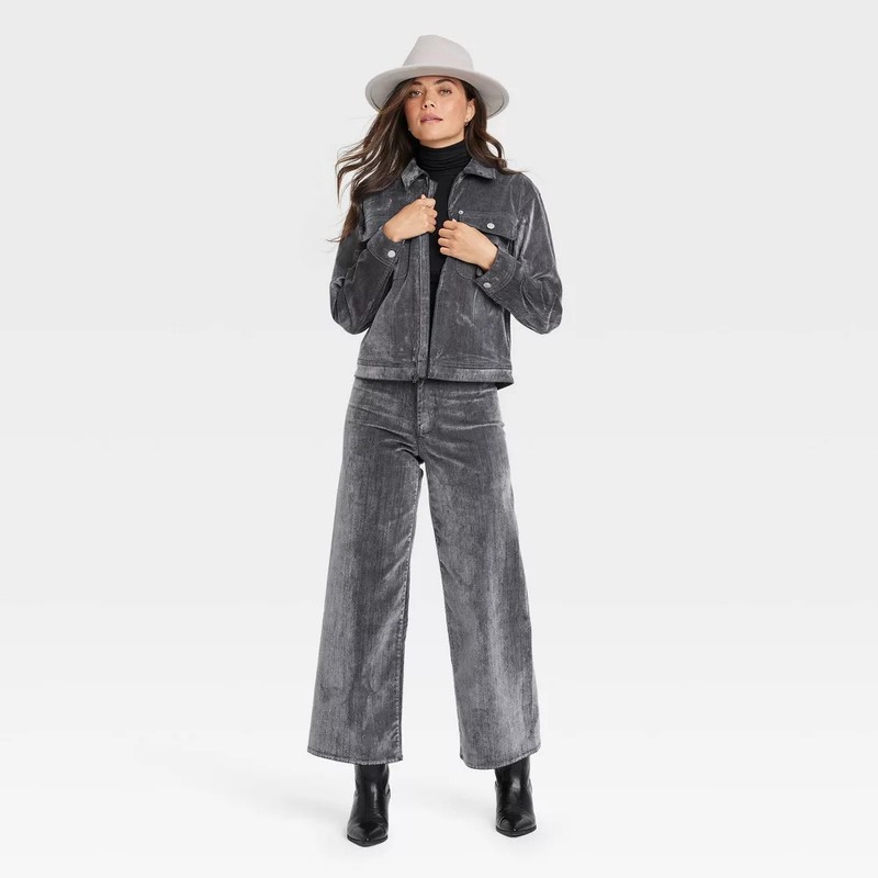 Women's Holiday Flocked Denim Jacket - Universal Thread
