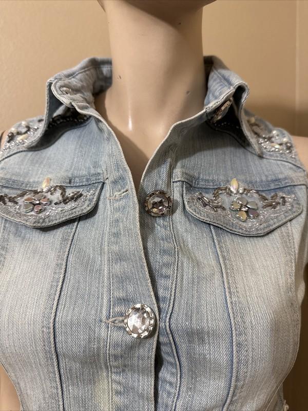 Women’s Light Blue Denim Cotton Casual Stretch Slim Beaded Vintage Size M Vest