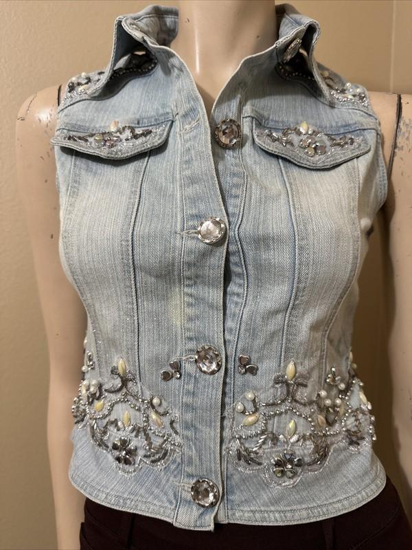 Women’s Light Blue Denim Cotton Casual Stretch Slim Beaded Vintage Size M Vest