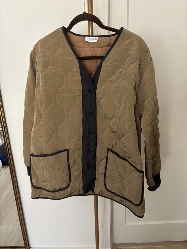 Women’s Quilted Jacket in beige