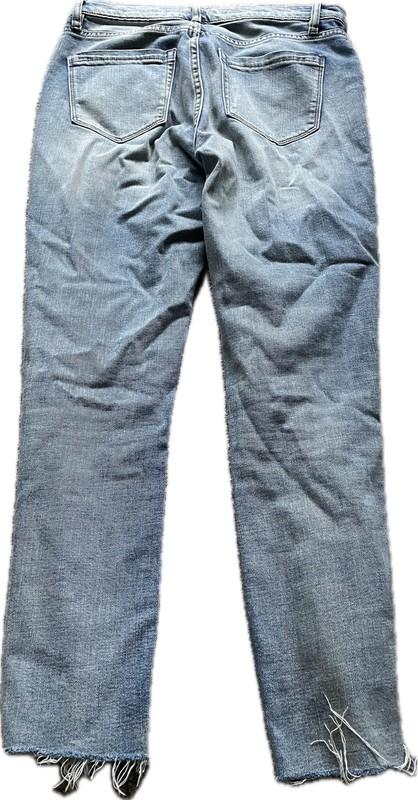 Women’s Size 8 Blue Jeans Chelsea & Violet Frayed Thrashed FREE SHIPPING Pants